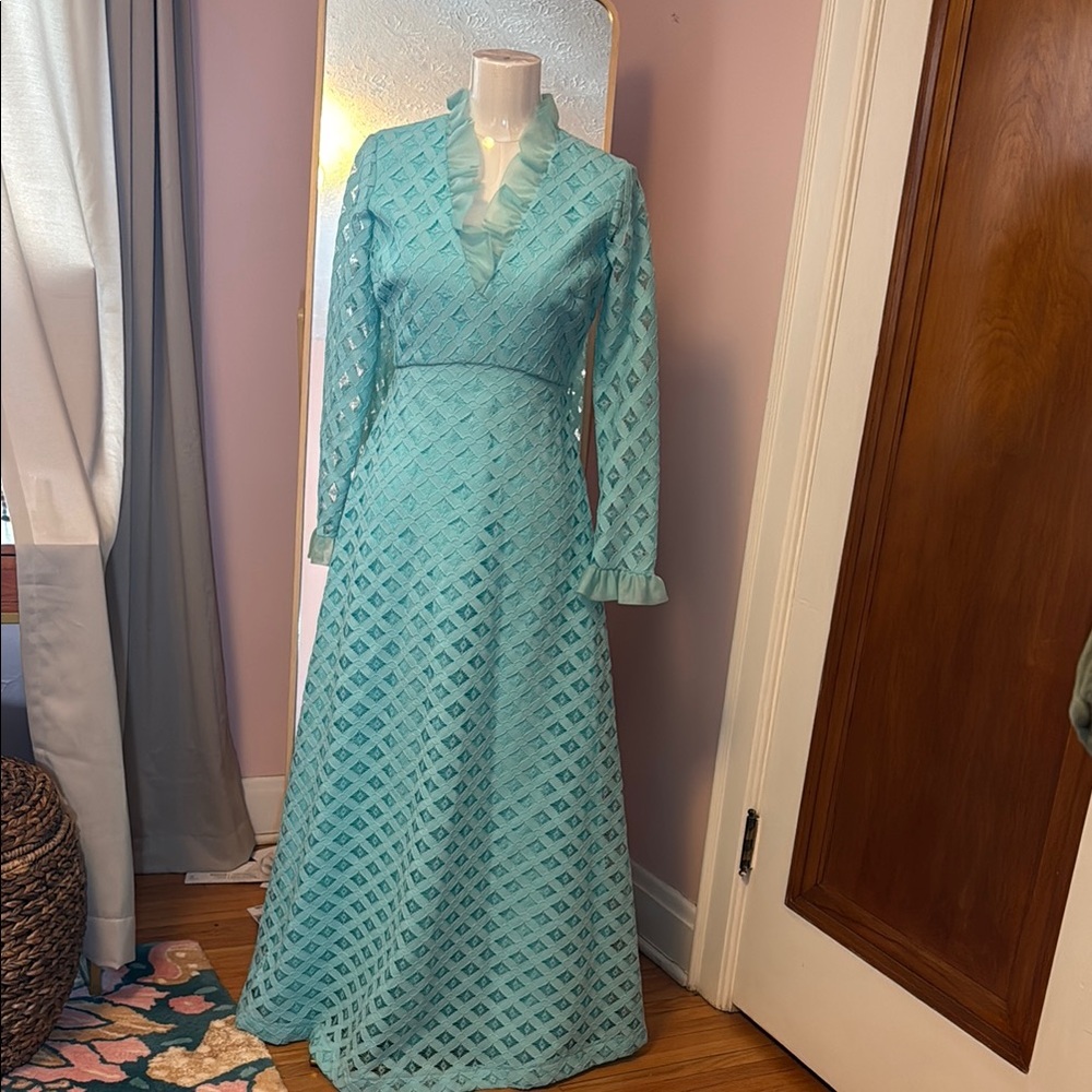 Vintage Elegant Blue Lace Dress